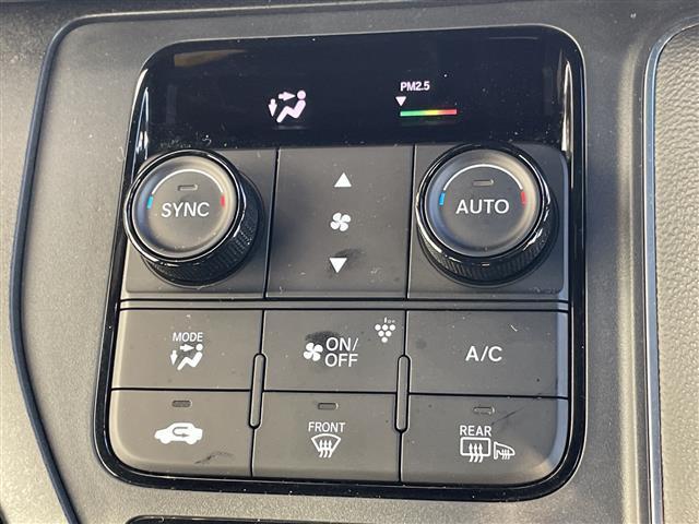 ステップワゴン ｅ：ＨＥＶスパーダ　プレミアムライン　純正１１．４型ナビ　純正１５．６型フリップダウンモニター　全方位カメラ　両側パワースライドドア　レーダークルーズコントロール　シートヒーター　バックカメラ　電動リアゲート　ブラインドスポットモニター（24枚目）