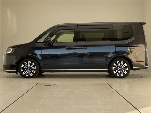 ステップワゴン ｅ：ＨＥＶスパーダ　プレミアムライン　純正１１．４型ナビ　純正１５．６型フリップダウンモニター　全方位カメラ　両側パワースライドドア　レーダークルーズコントロール　シートヒーター　バックカメラ　電動リアゲート　ブラインドスポットモニター（35枚目）