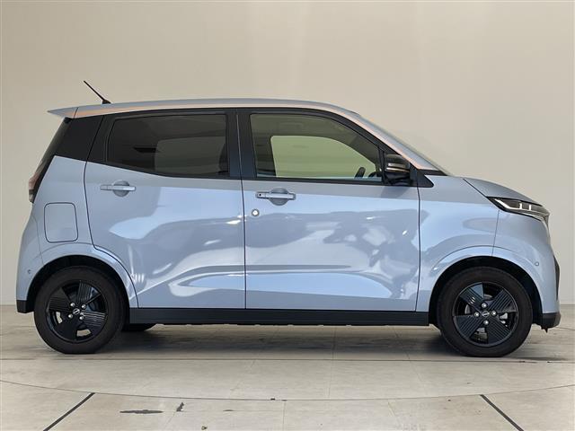 サクラ Ｘ　９０周年記念車　純正９型ディスプレイオーディオ　ナビ機能なし　全方位カメラ　バックカメラ　コーナーセンサー　純正アルミホイール　ＬＥＤヘッドライト　オートマチックハイビーム　ドライブレコーダー　衝突軽減システム（19枚目）