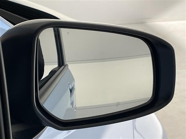 サクラ Ｘ　９０周年記念車　純正９型ディスプレイオーディオ　ナビ機能なし　全方位カメラ　バックカメラ　コーナーセンサー　純正アルミホイール　ＬＥＤヘッドライト　オートマチックハイビーム　ドライブレコーダー　衝突軽減システム（32枚目）