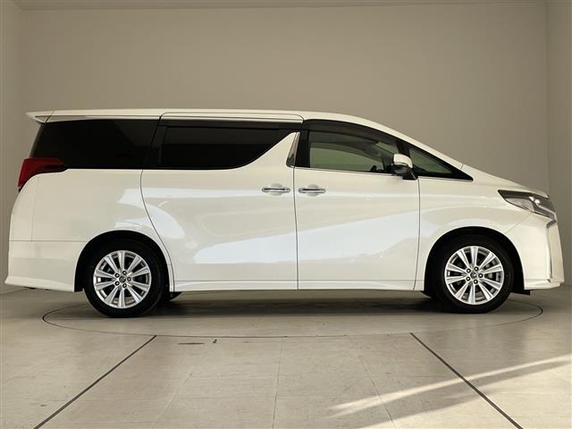 アルファード ２．５Ｓ　純正９型ナビ　フリップダウンモニター　両側パワースライドドア　レーダークルーズコントロール　バックカメラ　コーナーセンサー　純正アルミホイール　ブラインドスポットモニター　ＬＥＤ　インテリジェントミラ（36枚目）