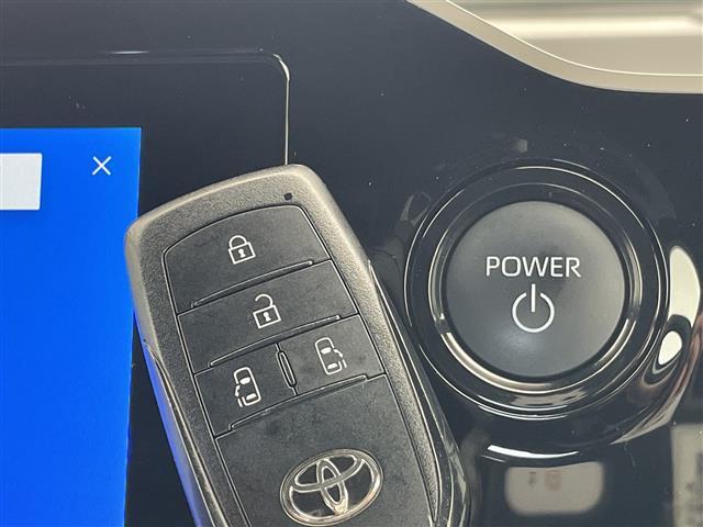 ヴォクシー ハイブリッドＳ－Ｚ　トヨタチームメイト　アドバンストパーク　アドバンストドライブ　純正ディズプレイオーディオナビ　フリップダウンモニター　両側パワースライドドア　レーダークルーズコントロール　シートヒーター　ＨＵＤ（11枚目）