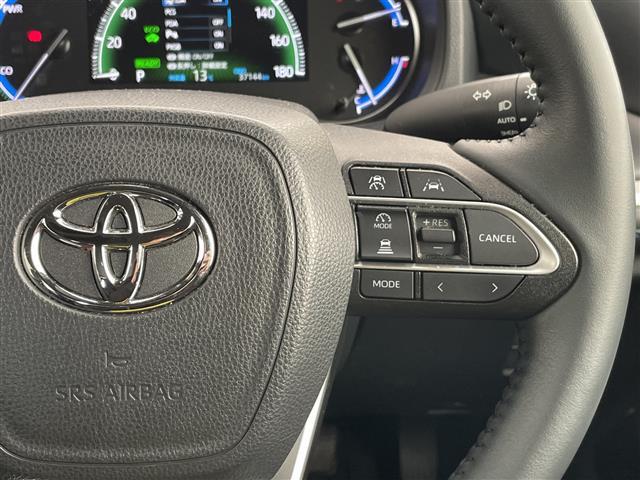 ヴォクシー ハイブリッドＳ－Ｚ　トヨタチームメイト　アドバンストパーク　アドバンストドライブ　純正ディズプレイオーディオナビ　フリップダウンモニター　両側パワースライドドア　レーダークルーズコントロール　シートヒーター　ＨＵＤ（23枚目）