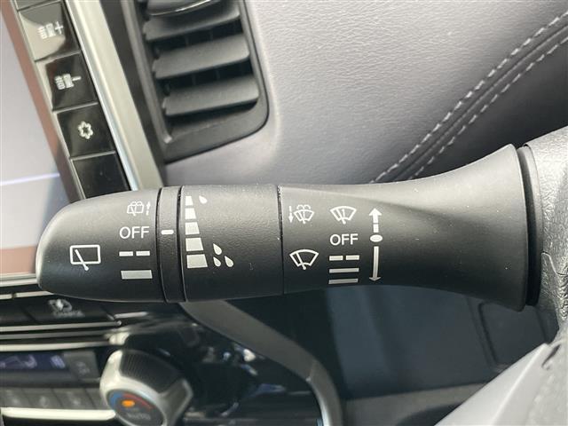 セレナ e-パワー ハイウェイスターV プロパイロット 純正10型ナビ SDカードなし 全方位カメラ 両側パワースライドドア レーダークルーズコントロール バックカメラ ハンズフリースライドドア コーナーセンサー インテリジェントミラー(21枚目)