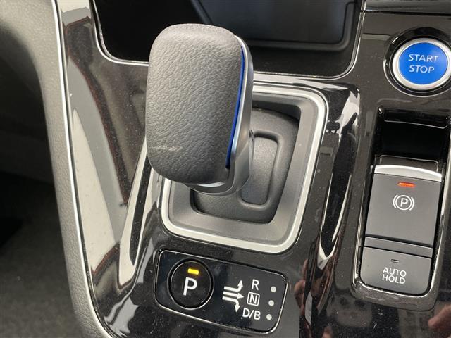 セレナ e-パワー ハイウェイスターV プロパイロット 純正10型ナビ SDカードなし 全方位カメラ 両側パワースライドドア レーダークルーズコントロール バックカメラ ハンズフリースライドドア コーナーセンサー インテリジェントミラー(26枚目)