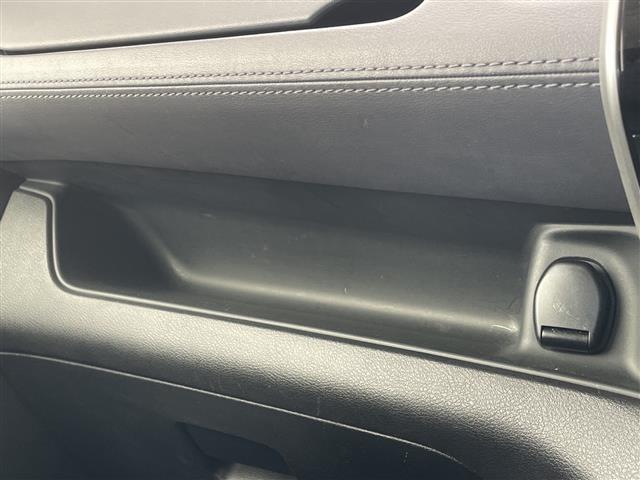 セレナ e-パワー ハイウェイスターV プロパイロット 純正10型ナビ SDカードなし 全方位カメラ 両側パワースライドドア レーダークルーズコントロール バックカメラ ハンズフリースライドドア コーナーセンサー インテリジェントミラー(28枚目)