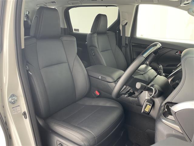 アルファード ２．５Ｓ　Ｃパッケージ　純正９型ディスプレイオーディオナビ　フリップダウンモニター　三眼ＬＥＤヘッドライト　両側パワースライドドア　レーダークルーズコントロール　シートヒーター　バックカメラ　電動リアゲート　パワーシート（14枚目）