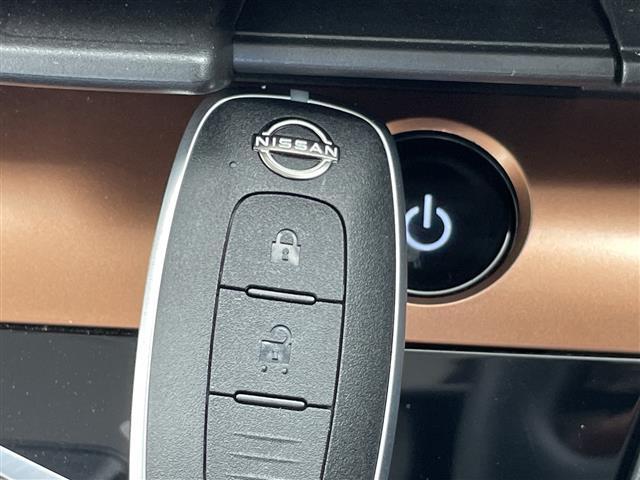 サクラ Ｇ　プロパイロット　純正８型ディスプレイオーディオナビ　全方位カメラ　レーダークルーズコントロール　シートヒーター　コーナーセンサー　アルミホイール　ＥＴＣ２．０　レーンキープアシスト　充電ケーブルあり（11枚目）