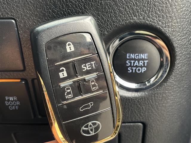 アルファード ２．５Ｓ　タイプゴールド　セーフティセンス　純正９型ナビ　後席モニター　両側電動　バックカメラ　コーナーセンサー　電動リヤゲート　純正ＡＷ　ＥＴＣ２．０　ＬＥＤヘッド　リアオートエアコン　レーンキープ　オートハイビーム　ＤＶＤ（12枚目）