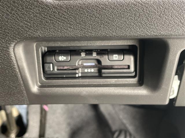 セレナ ハイウェイスターV Vセレクション プロパイロット 純正9型ナビ 全方位カメラ 両側パワースライドドア レーダークルーズコントロール バックカメラ コーナーセンサー 純正アルミホイール LEDヘッドライト パドルシフト インナーミラー(12枚目)