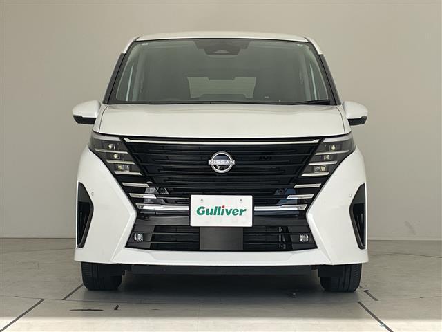 セレナ ハイウェイスターV Vセレクション プロパイロット 純正9型ナビ 全方位カメラ 両側パワースライドドア レーダークルーズコントロール バックカメラ コーナーセンサー 純正アルミホイール LEDヘッドライト パドルシフト インナーミラー(18枚目)