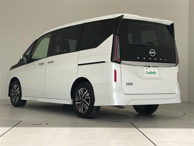 セレナ ハイウェイスターV Vセレクション プロパイロット 純正9型ナビ 全方位カメラ 両側パワースライドドア レーダークルーズコントロール バックカメラ コーナーセンサー 純正アルミホイール LEDヘッドライト パドルシフト インナーミラー(20枚目)