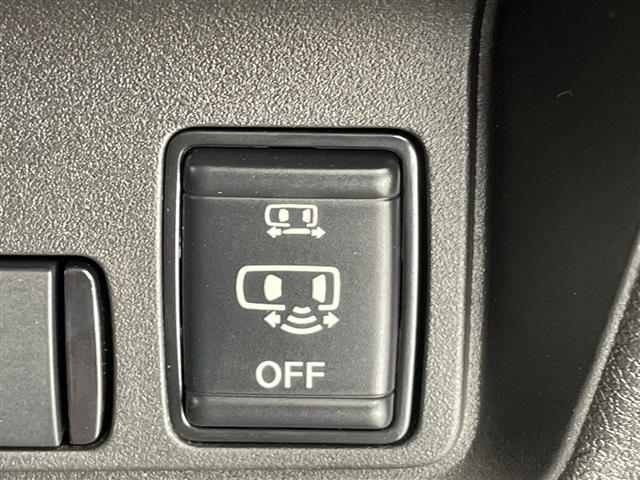 セレナ e-パワー ハイウェイスターV プロパイロット 登録済未使用車 純正12.4型ディズプレイオーディオナビ 全方位カメラ 両側パワースライドドア レーダークルーズコントロール バックカメラ ハンズフリースライドドア ワイヤレス充電機(9枚目)