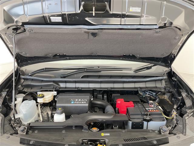 セレナ e-パワー ハイウェイスターV プロパイロット 登録済未使用車 純正12.4型ディズプレイオーディオナビ 全方位カメラ 両側パワースライドドア レーダークルーズコントロール バックカメラ ハンズフリースライドドア ワイヤレス充電機(39枚目)