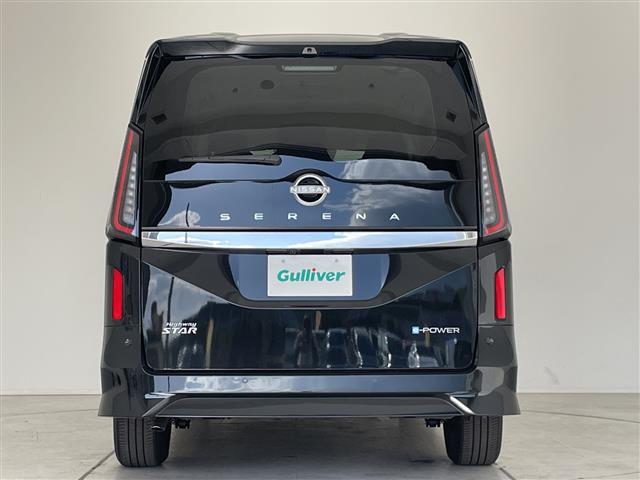 セレナ e-パワー ハイウェイスターV プロパイロット 登録済未使用車 純正12.4型ディズプレイオーディオナビ 全方位カメラ 両側パワースライドドア レーダークルーズコントロール バックカメラ ハンズフリースライドドア ワイヤレス充電機(43枚目)