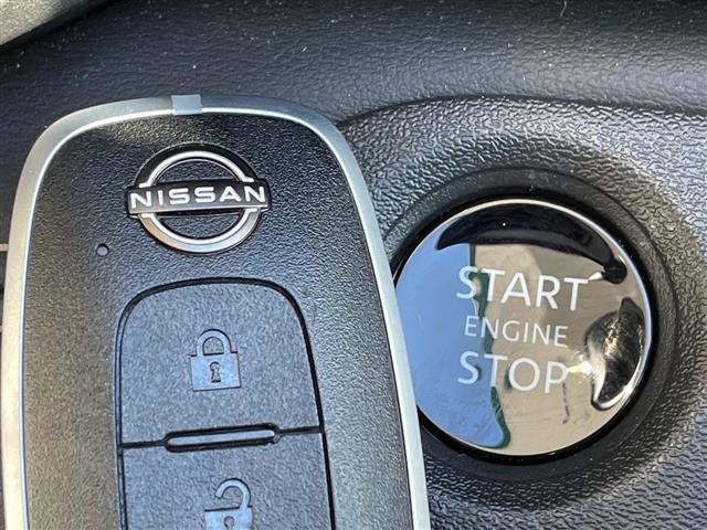 セレナ ハイウェイスターV プロパイロット SDナビ 両側パワースライドドア レーダークルーズコントロール バックカメラ コーナーセンサー 純正アルミホイール ブラインドスポットモニター LEDヘッドライト パドルシフト(8枚目)