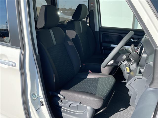 ルーミー カスタムG-T 登録済未使用車 純正9型ディスプレイオーディオ ナビ機能なし 全方位カメラ 両側パワースライドドア レーダークルーズコントロールバックカメラ コーナーセンサー LEDヘッドライト 衝突軽減システム(14枚目)