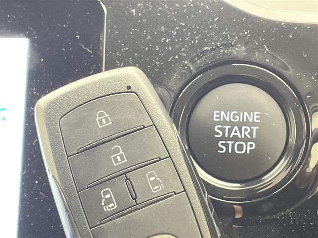 ノア G 純正8型ディスプレイオーディオ 両側パワースライドドア レーダークルーズコントロール シートヒーター バックカメラ コーナーセンサー 純正アルミホイール リアオートエアコン ドライブレコーダー(11枚目)