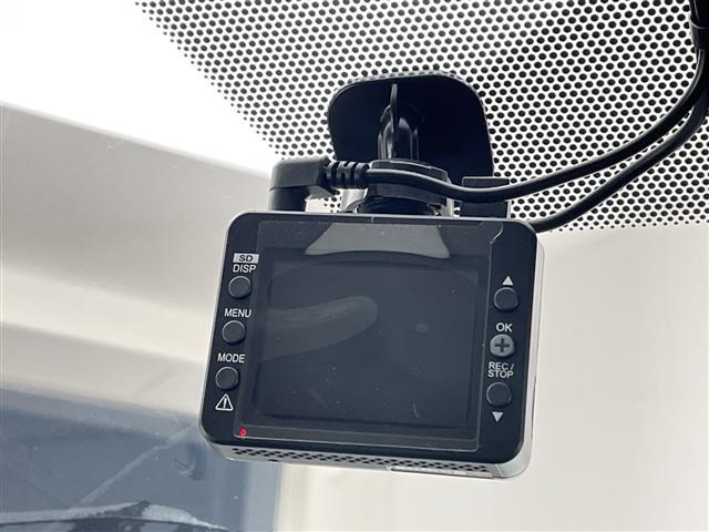 ノア G 純正8型ディスプレイオーディオ 両側パワースライドドア レーダークルーズコントロール シートヒーター バックカメラ コーナーセンサー 純正アルミホイール リアオートエアコン ドライブレコーダー(12枚目)