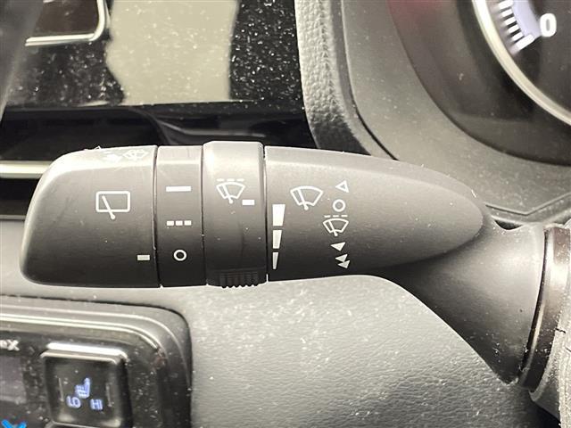 ノア G 純正8型ディスプレイオーディオ 両側パワースライドドア レーダークルーズコントロール シートヒーター バックカメラ コーナーセンサー 純正アルミホイール リアオートエアコン ドライブレコーダー(21枚目)