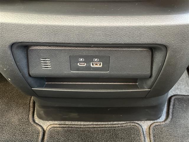 セレナ ハイウェイスターV プロパイロット SDナビ レーダークルーズコントロール パドルシフト ブラインドスポットモニター ドライブレコーダー バックカメラ ETC 両側パワースライドドア オートホールド 衝突軽減システム(30枚目)