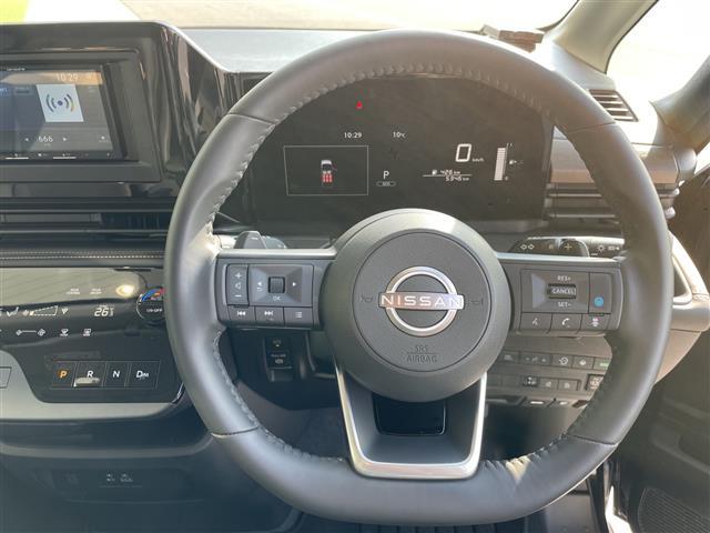 セレナ ハイウェイスターV プロパイロット SDナビ レーダークルーズコントロール パドルシフト ブラインドスポットモニター ドライブレコーダー バックカメラ ETC 両側パワースライドドア オートホールド 衝突軽減システム(42枚目)