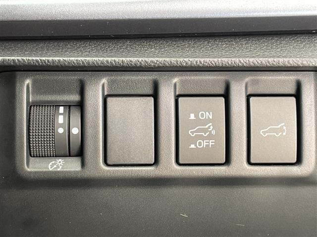 レヴォーグ ＧＴ－Ｈ　ＥＸ　純正１０型ディスプレイオーディオナビ　レーダークルーズコントロール　シートヒーター　バックカメラ　コーナーセンサー　電動リアゲート　パワーシート　純正アルミホイール　レーンキープアシスト（10枚目）