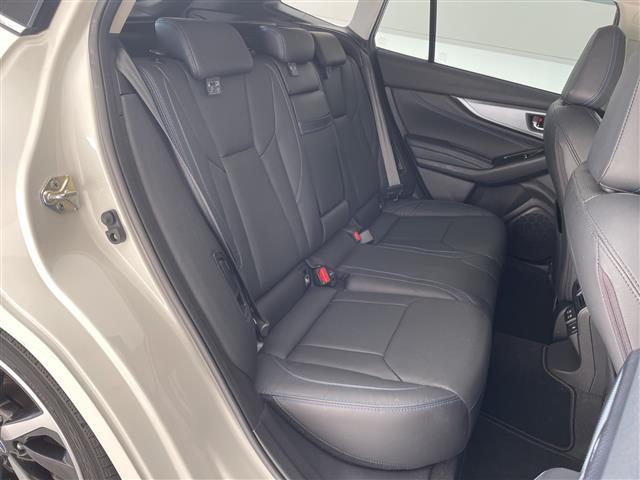 レヴォーグ ＧＴ－Ｈ　ＥＸ　純正１０型ディスプレイオーディオナビ　レーダークルーズコントロール　シートヒーター　バックカメラ　コーナーセンサー　電動リアゲート　パワーシート　純正アルミホイール　レーンキープアシスト（15枚目）