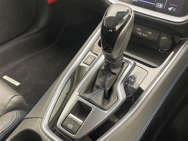 レヴォーグ ＧＴ－Ｈ　ＥＸ　純正１０型ディスプレイオーディオナビ　レーダークルーズコントロール　シートヒーター　バックカメラ　コーナーセンサー　電動リアゲート　パワーシート　純正アルミホイール　レーンキープアシスト（26枚目）