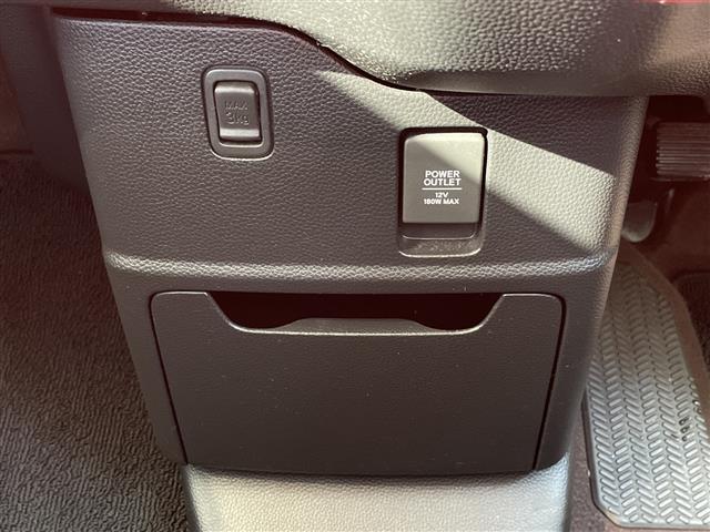 N-BOXカスタム G・Lホンダセンシング 純正ナビ レーダークルーズコントロール バックカメラ コーナーセンサー 純正アルミホイール LEDヘッドライト オートマチックハイビーム ドライブレコーダー 衝突軽減システム CD DVD(27枚目)