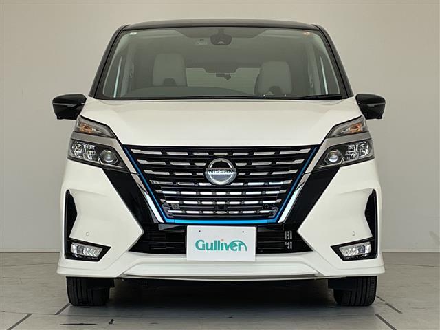 セレナ e-パワー ハイウェイスターV 純正10型ナビ SDカードなし フリップダウンモニター 全方位カメラ 両側パワースライドドア コーナーセンサー 純正アルミホイール ETC ブラインドスポットモニター LEDヘッドライト(18枚目)