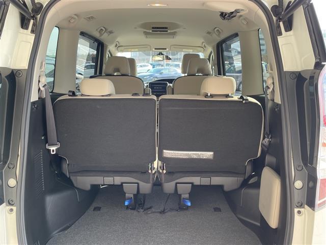 セレナ e-パワー ハイウェイスターV 純正10型ナビ SDカードなし フリップダウンモニター 全方位カメラ 両側パワースライドドア コーナーセンサー 純正アルミホイール ETC ブラインドスポットモニター LEDヘッドライト(32枚目)