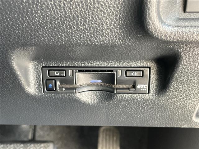 シエンタ ハイブリッドG トヨタセーフティセンス 純正10.5型ディスプレイオーディオナビ 全方位カメラ 両側パワースライドドア レーダークルーズコントロール シートヒーター コーナーセンサー ETC ブラインドスポットモニタ(11枚目)