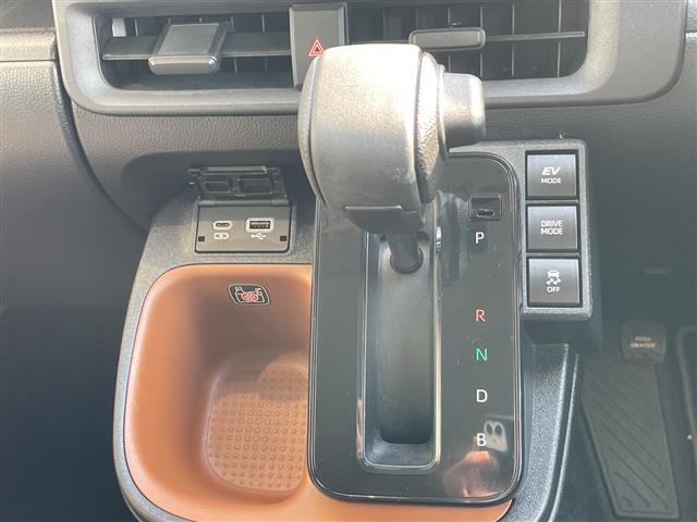 シエンタ ハイブリッドG トヨタセーフティセンス 純正10.5型ディスプレイオーディオナビ 全方位カメラ 両側パワースライドドア レーダークルーズコントロール シートヒーター コーナーセンサー ETC ブラインドスポットモニタ(27枚目)