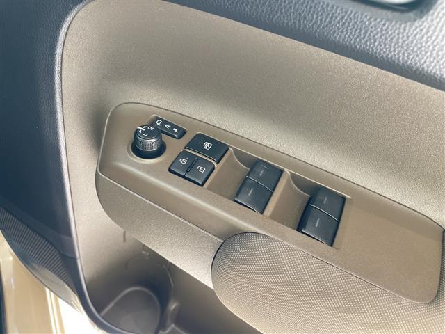 シエンタ ハイブリッドG トヨタセーフティセンス 純正10.5型ディスプレイオーディオナビ 全方位カメラ 両側パワースライドドア レーダークルーズコントロール シートヒーター コーナーセンサー ETC ブラインドスポットモニタ(30枚目)