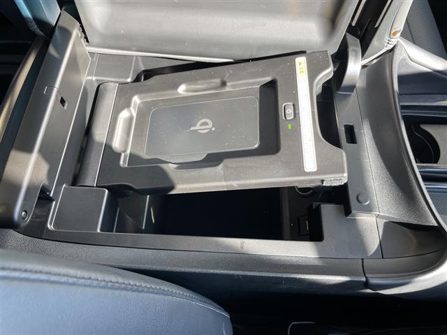 アルファード 2.5S Cパッケージ 純正10型ナビ フリップダウンモニター プレミアムサウンドJBL サンルーフ 三眼LEDヘッドライト 全方位カメラ 両側パワースライドドア シートヒーター エアシート 電動リアゲート BSM(29枚目)