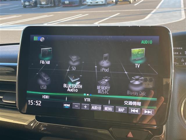 N-BOXカスタム G・Lターボホンダセンシング ホンダセンシング 9型ナビ 両側パワースライドドア レーダークルーズコントロール バックカメラ 純正アルミホイール ETC LEDヘッドライト パドルシフト レーンキープアシスト 衝突軽減システム(5枚目)