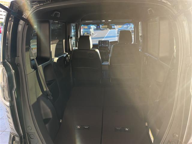 N-BOXカスタム G・Lターボホンダセンシング ホンダセンシング 9型ナビ 両側パワースライドドア レーダークルーズコントロール バックカメラ 純正アルミホイール ETC LEDヘッドライト パドルシフト レーンキープアシスト 衝突軽減システム(16枚目)