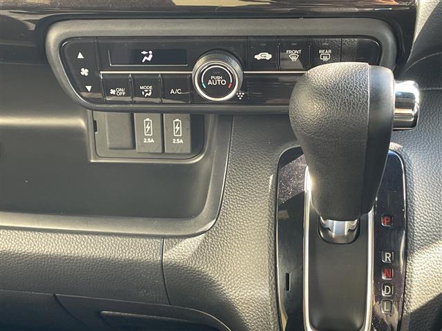 N-BOXカスタム G・Lホンダセンシング SDナビ CD DVD Bluetooth バックカメラ レーダークルーズコントロール 片側パワースライド ETC プッシュスタート オートライト オートエアコン 電動格納ミラー(10枚目)