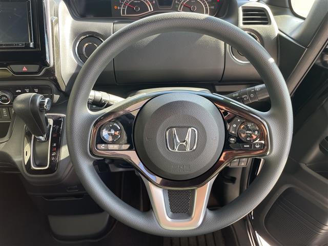 N-BOXカスタム G・Lホンダセンシング SDナビ CD DVD Bluetooth バックカメラ レーダークルーズコントロール 片側パワースライド ETC プッシュスタート オートライト オートエアコン 電動格納ミラー(42枚目)