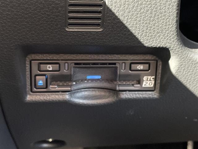 ノア ハイブリッドZ アドバンストパーク トヨタセーフティセンス 純正10.5型ディスプレイオーディオナビ 全方位カメラ 両側パワースライドドア レーダークルーズコントロール シートヒーター ユニバーサルステップ(12枚目)