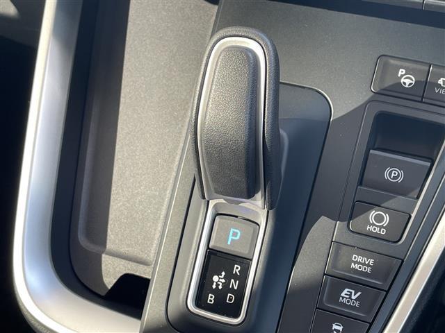 ノア ハイブリッドZ アドバンストパーク トヨタセーフティセンス 純正10.5型ディスプレイオーディオナビ 全方位カメラ 両側パワースライドドア レーダークルーズコントロール シートヒーター ユニバーサルステップ(24枚目)