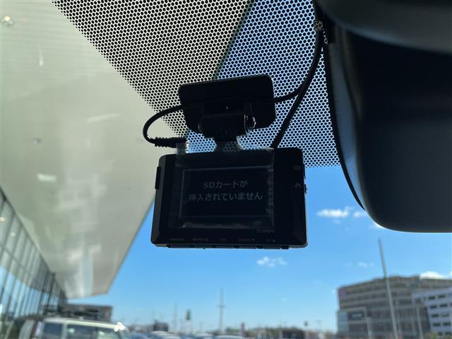 ノア ハイブリッドZ アドバンストパーク トヨタセーフティセンス 純正10.5型ディスプレイオーディオナビ 全方位カメラ 両側パワースライドドア レーダークルーズコントロール シートヒーター ユニバーサルステップ(26枚目)