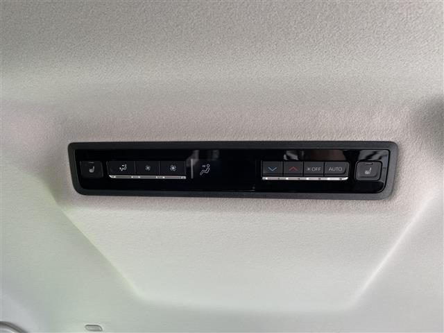 ノア ハイブリッドZ アドバンストパーク トヨタセーフティセンス 純正10.5型ディスプレイオーディオナビ 全方位カメラ 両側パワースライドドア レーダークルーズコントロール シートヒーター ユニバーサルステップ(29枚目)