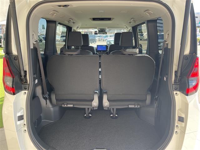 ノア ハイブリッドZ アドバンストパーク トヨタセーフティセンス 純正10.5型ディスプレイオーディオナビ 全方位カメラ 両側パワースライドドア レーダークルーズコントロール シートヒーター ユニバーサルステップ(30枚目)