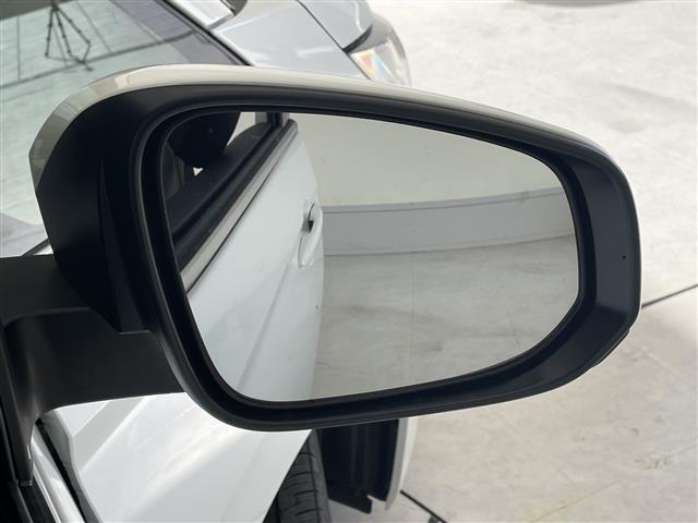 ノア ハイブリッドZ アドバンストパーク トヨタセーフティセンス 純正10.5型ディスプレイオーディオナビ 全方位カメラ 両側パワースライドドア レーダークルーズコントロール シートヒーター ユニバーサルステップ(32枚目)