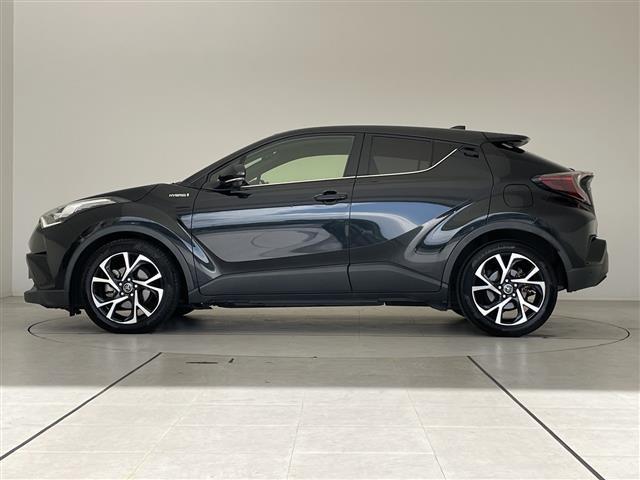 C-HR G SDナビ レーダークルーズコントロール シートヒーター バックカメラ コーナーセンサー 純正アルミホイール ブラインドスポットモニター LEDヘッドライト オートマチックハイビーム インナーミラー(19枚目)