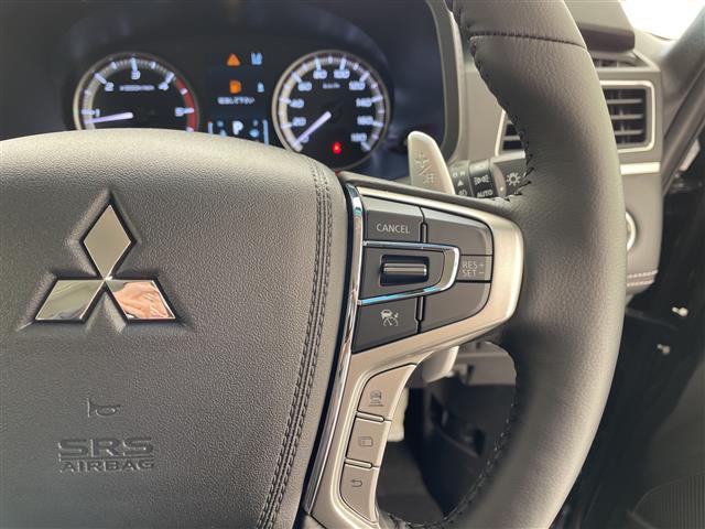 デリカD:5 シャモニー 登録済未使用車 両側パワースライドドア レーダークルーズコントロール シートヒーター バックカメラ 電動リアゲート パワーシート 純正アルミホイール ブラインドスポットモニター パドルシフト(23枚目)