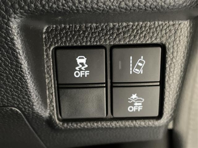 N-BOXカスタム G・Lホンダセンシング 純正ナビ CD DVD Bluetooth 両側パワースライドドア バックカメラ ドライブレコーダー バックカメラ レーダークルーズコントロール レーンキープアシスト ETC ステアリングスイッチ(7枚目)