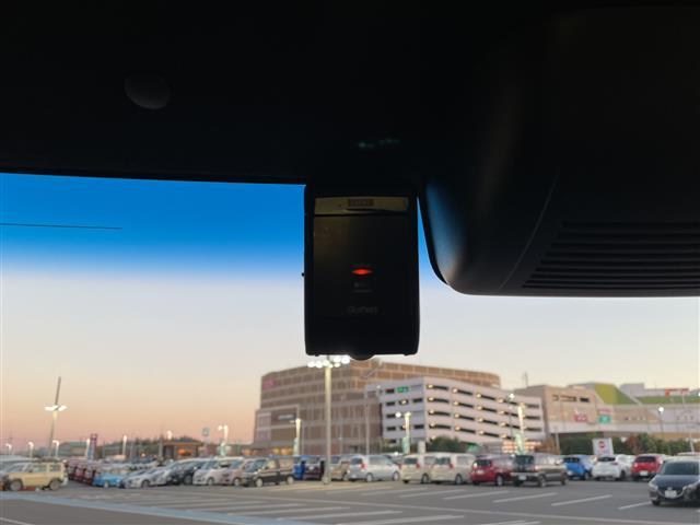 N-BOXカスタム G・Lホンダセンシング 純正ナビ CD DVD Bluetooth 両側パワースライドドア バックカメラ ドライブレコーダー バックカメラ レーダークルーズコントロール レーンキープアシスト ETC ステアリングスイッチ(11枚目)